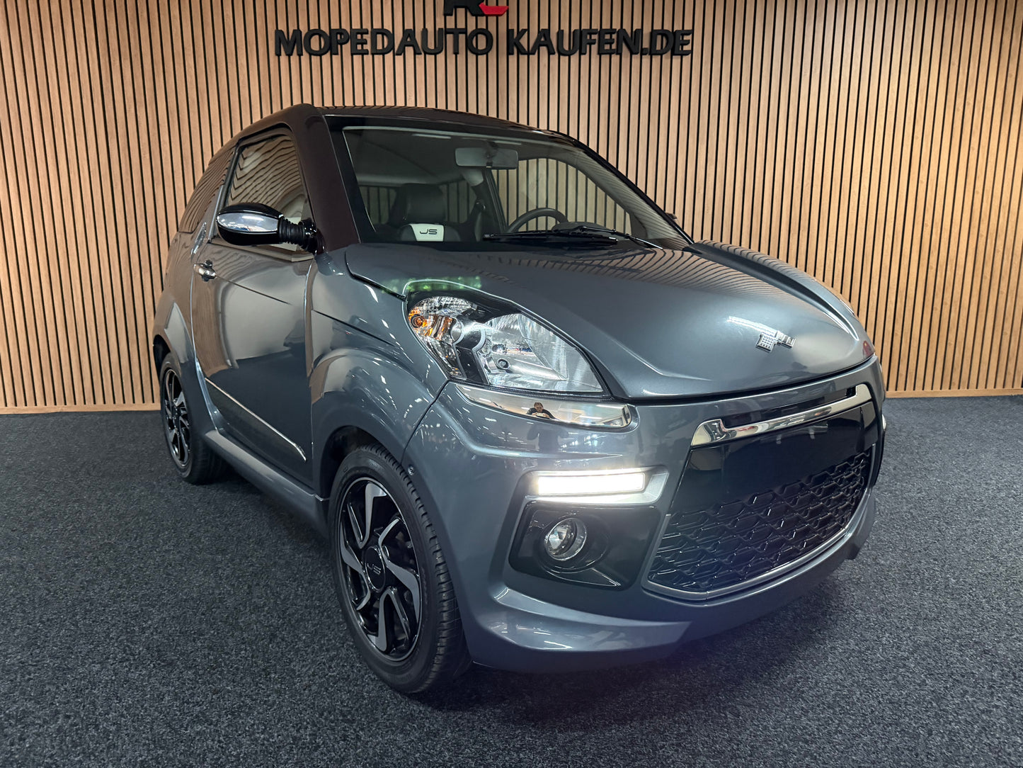 Ligier JS50 Sport geplflegt | leiser DCI Motor | 45 km/h | Innerhalb 250 KM Kostenlose Lieferung | Mopedauto | Leichtmobile