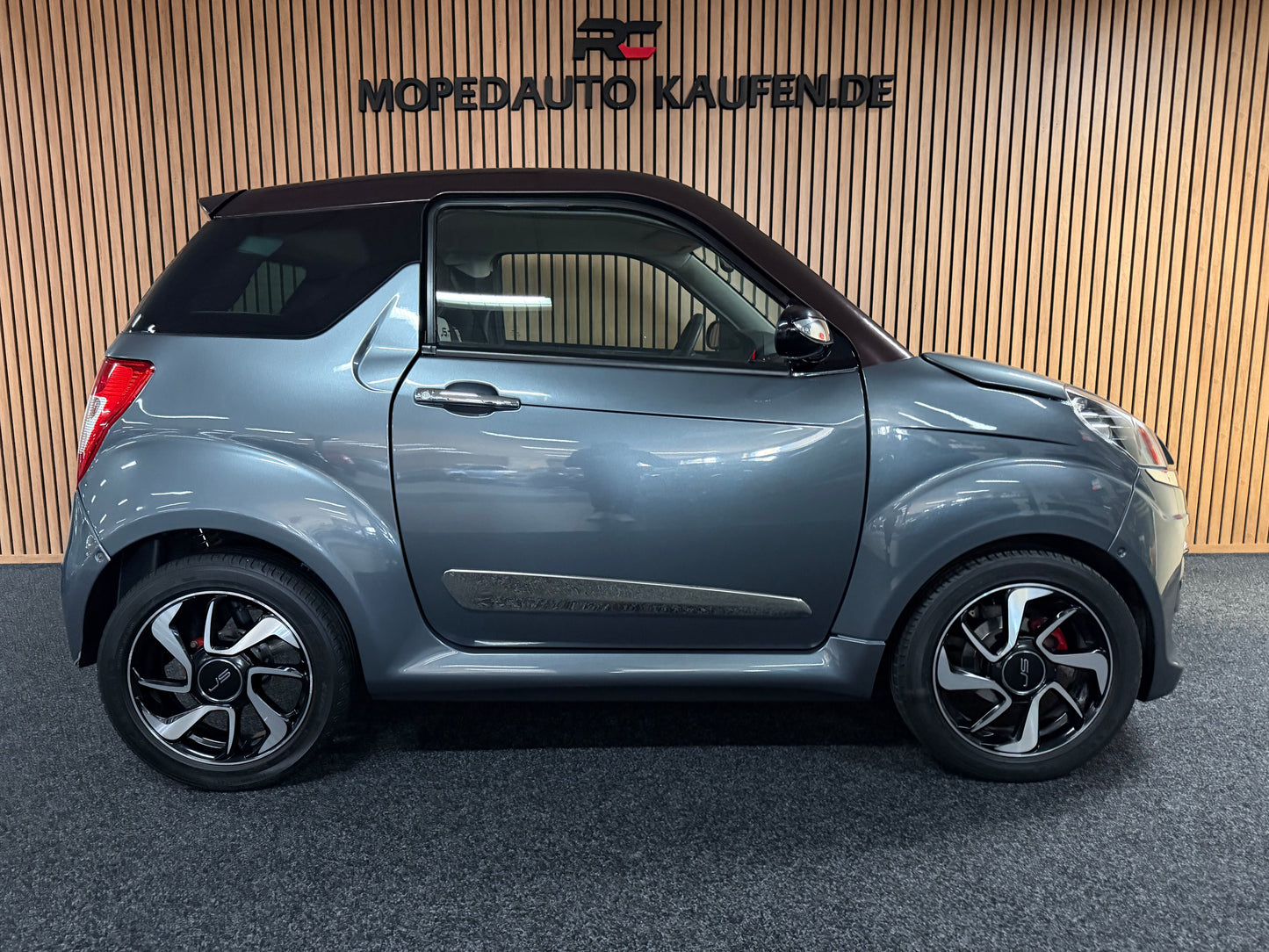 Ligier JS50 Sport geplflegt | leiser DCI Motor | 45 km/h | Innerhalb 250 KM Kostenlose Lieferung | Mopedauto | Leichtmobile