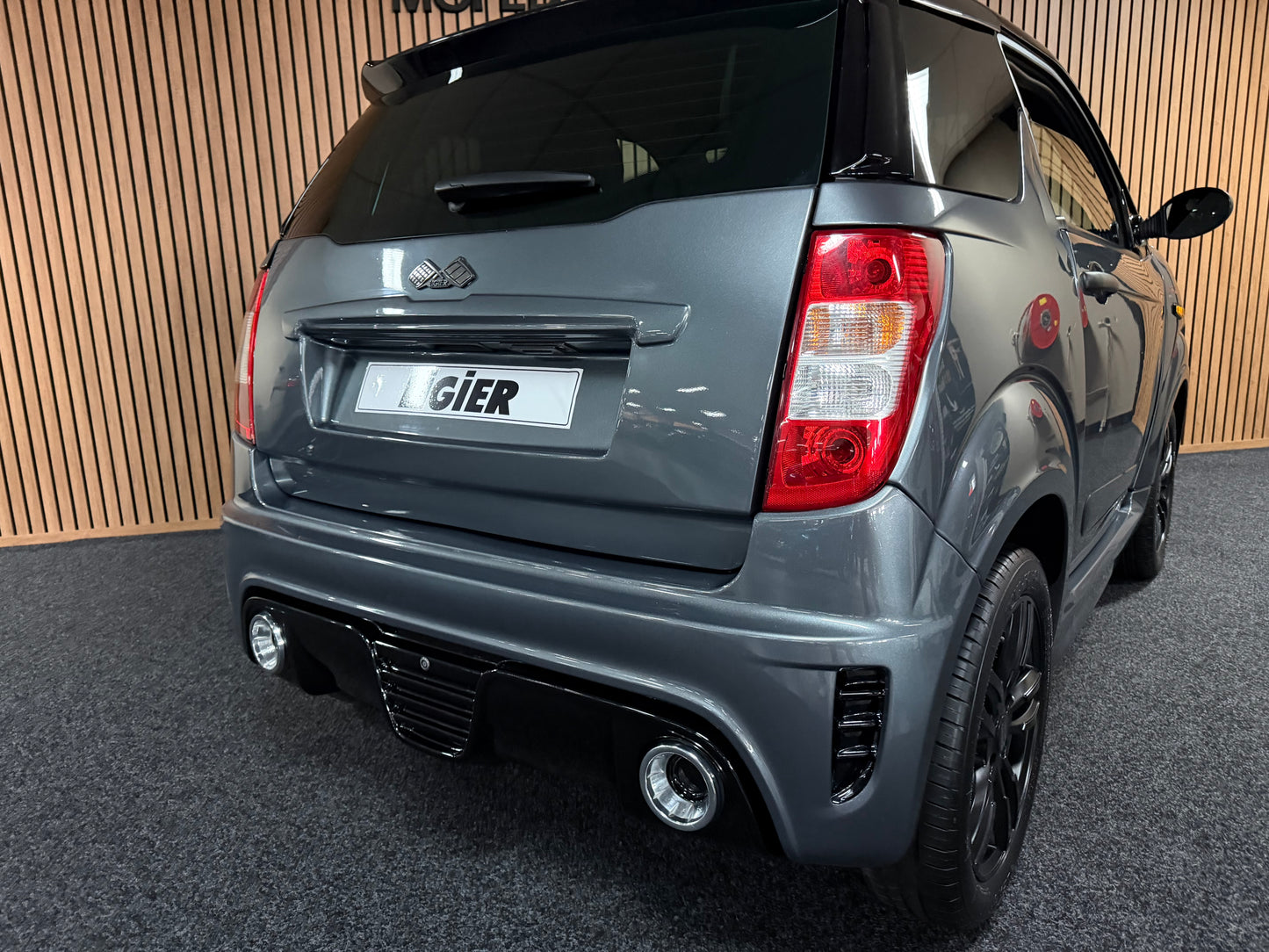 Ligier JS50 Sport 2021 | 8 PS Motor | 45 km/h | Rückfahrkamera | Innerhalb 250 KM Kostenlose Lieferung | Mopedauto | Leichtmobile