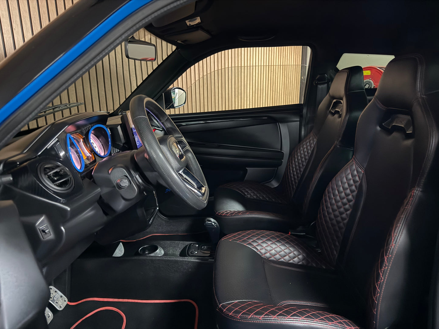 Ligier JS50 Ultimate Blau  | Servolenkung | DAB + / Apple Carplay Ambilight  | 8 PS leiser DCI Motor | 45 km/h | Rückfahrkamera | Innerhalb 250 KM Kostenlose Lieferung | Mopedauto | Leichtmobile