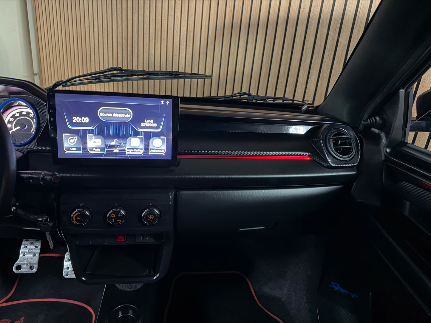 Ligier JS50 Ultimate Blau  | Servolenkung | DAB + / Apple Carplay Ambilight  | 8 PS leiser DCI Motor | 45 km/h | Rückfahrkamera | Innerhalb 250 KM Kostenlose Lieferung | Mopedauto | Leichtmobile