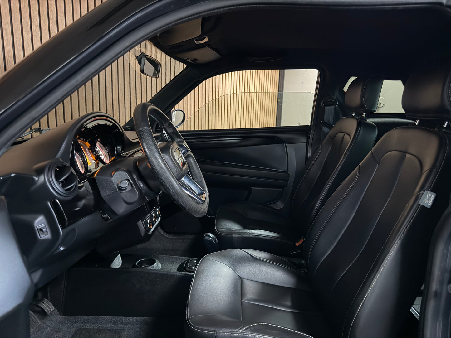 Ligier JS50 Sport Grau  | Servolenkung | 8 PS leiser DCI Motor | 45 km/h | Rückfahrkamera | Innerhalb 250 KM Kostenlose Lieferung | Mopedauto | Leichtmobile