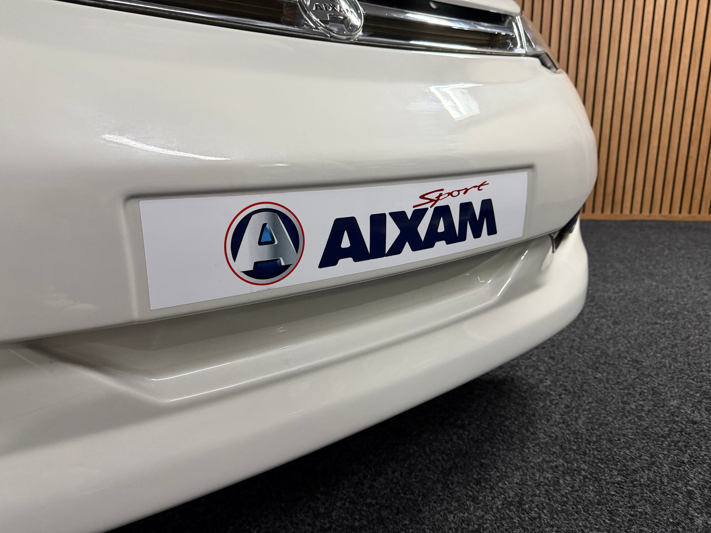 Aixam City Sport 45 km/h – Microcar – 45 km/h – Fahrbar ab 15 | 8 PS Kubota | Rückfahrkamera | Multi-Media Touch | 45 km/h | Innerhalb 250 KM Kostenlose Lieferung | Mopedauto | Leichtmobile