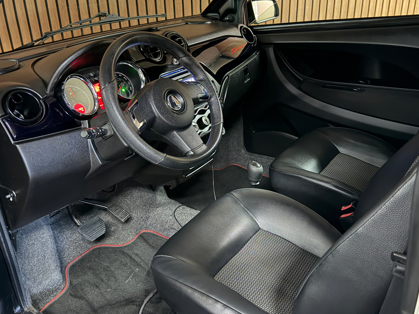 Aixam City Sport 45 km/h – Microcar – 45 km/h – Fahrbar ab 15 | 8 PS Kubota | Rückfahrkamera | Multi-Media Touch | 45 km/h | Innerhalb 250 KM Kostenlose Lieferung | Mopedauto | Leichtmobile