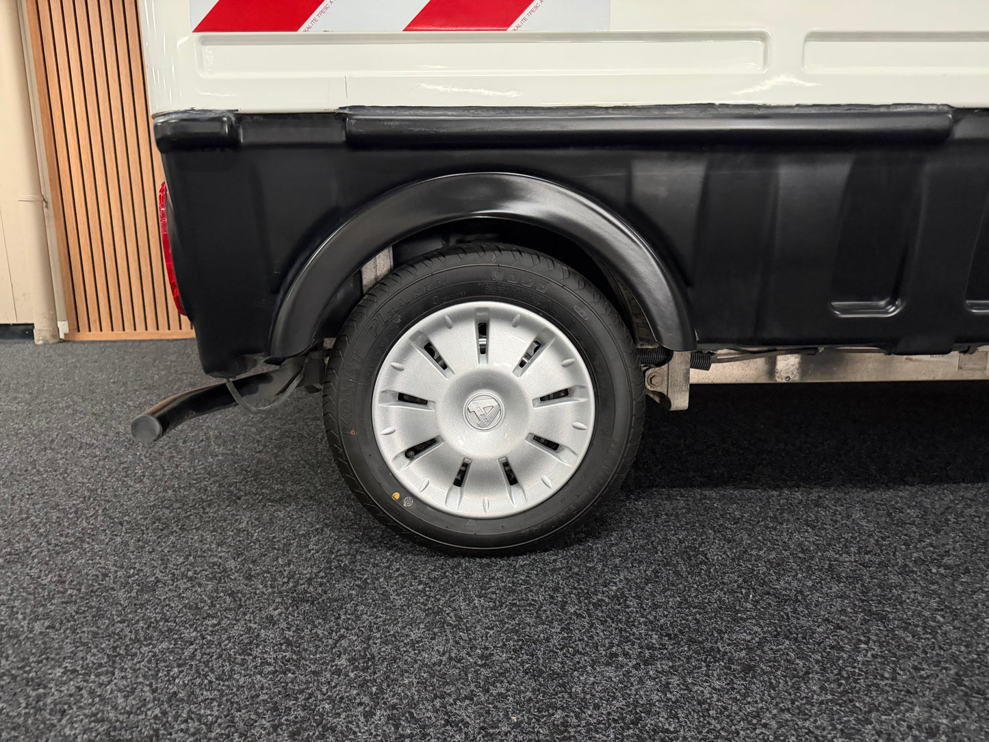 Aixam D-Truck Kastenwagen | LWK | 8 PS Kubota Motor | 45 km/h | Innerhalb 250 KM Kostenlose Lieferung | Mopedauto | Leichtmobile