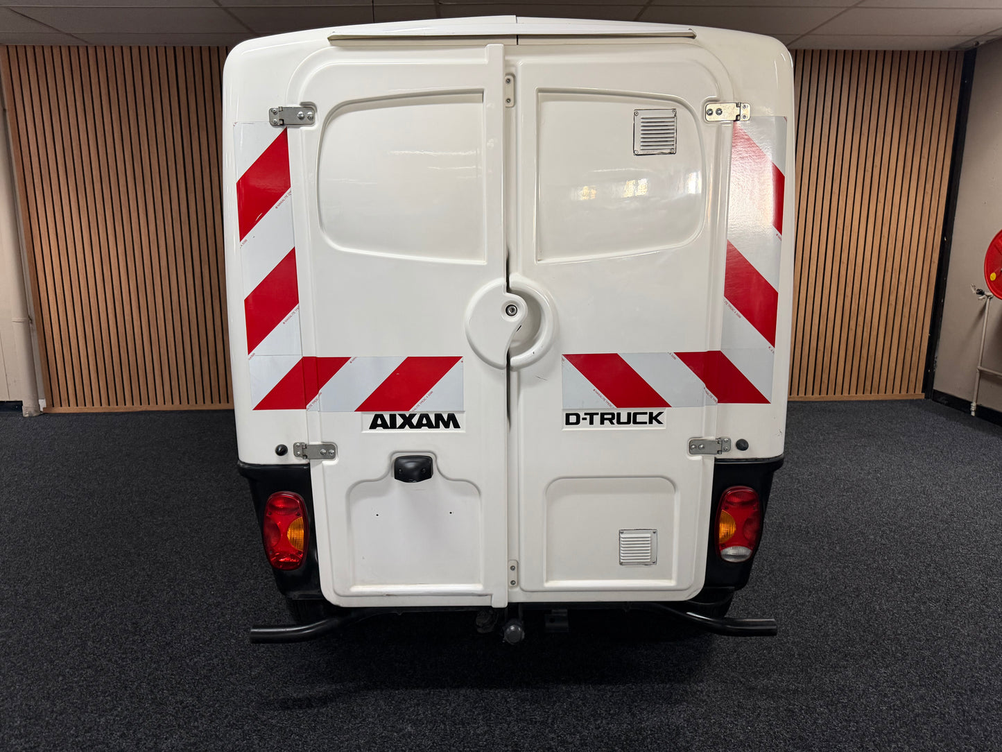 Aixam D-Truck Kastenwagen | LWK | 8 PS Kubota Motor | 45 km/h | Innerhalb 250 KM Kostenlose Lieferung | Mopedauto | Leichtmobile