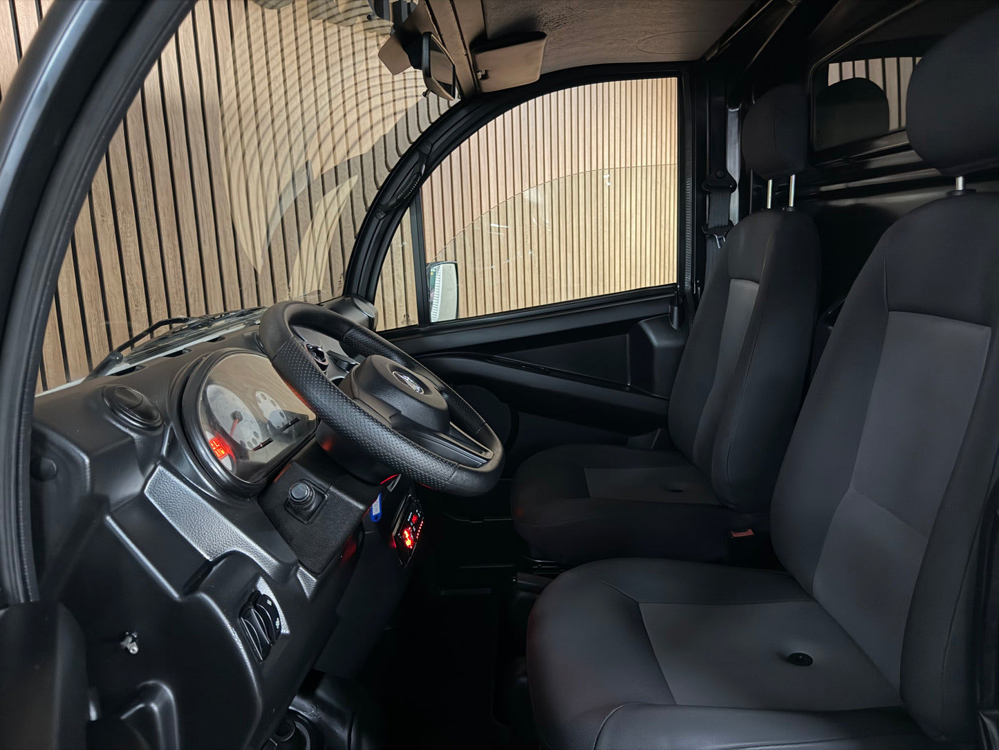 Aixam D-Truck Kastenwagen | LWK | 8 PS Kubota Motor | 45 km/h | Innerhalb 250 KM Kostenlose Lieferung | Mopedauto | Leichtmobile