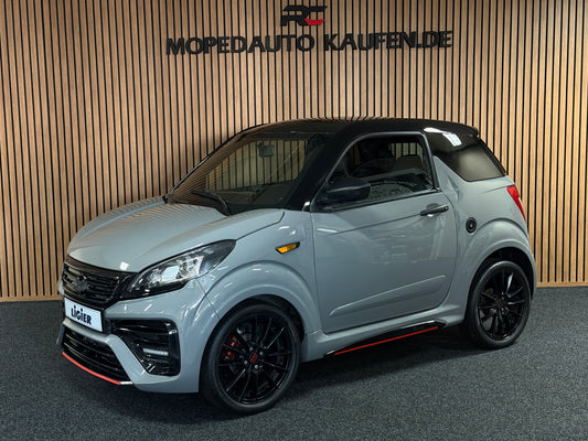 Ligier JS50 Ultimate Nardo Grau | Servolenkung | DAB + / Apple Carplay Ambilight | 8 PS leiser DCI Motor | 45 km/h | Rückfahrkamera | Innerhalb 250 KM Kostenlose Lieferung | Mopedauto | Leichtmobile