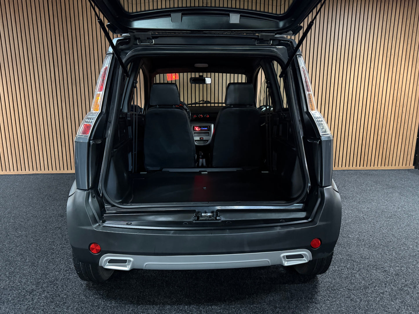 Microcar Mgo Highland Edition | Scheckheft | leiser DCI Motor | 45 km/h | Innerhalb 250 KM Kostenlose Lieferung | Mopedauto | Leichtmobile