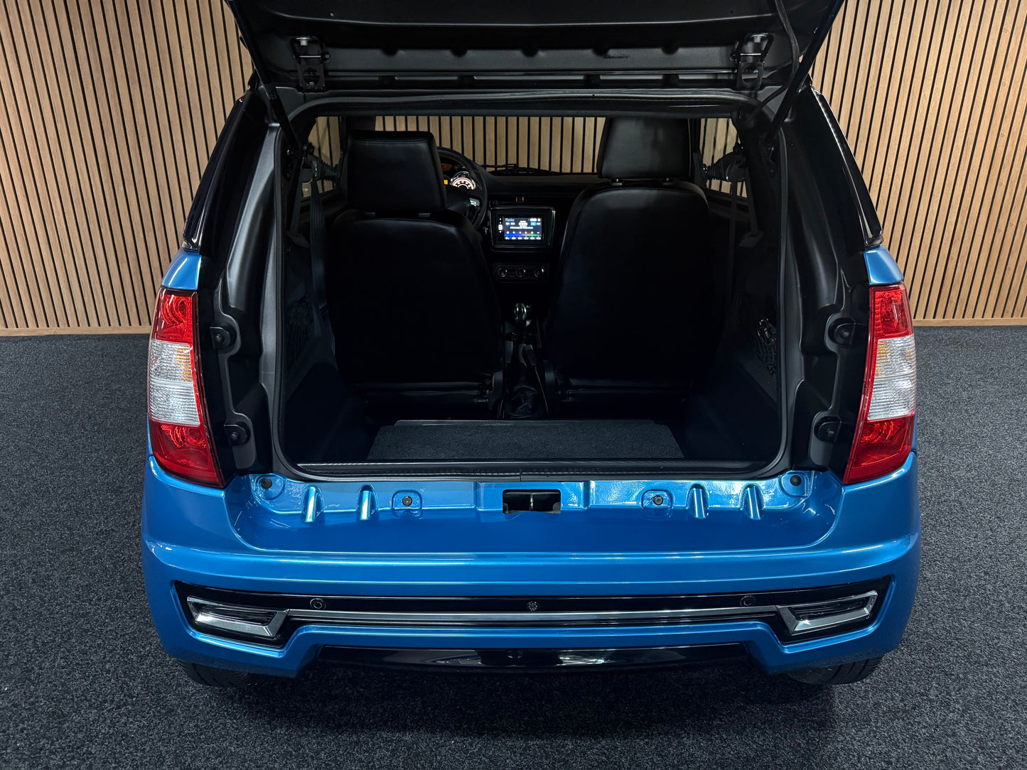Ligier JS50 Sport Blau | 1. Besitzer | Rückfahrkamera | 8 PS motor | 45 km/h | Innerhalb 250 KM Kostenlose Lieferung | Mopedauto | Leichtmobile