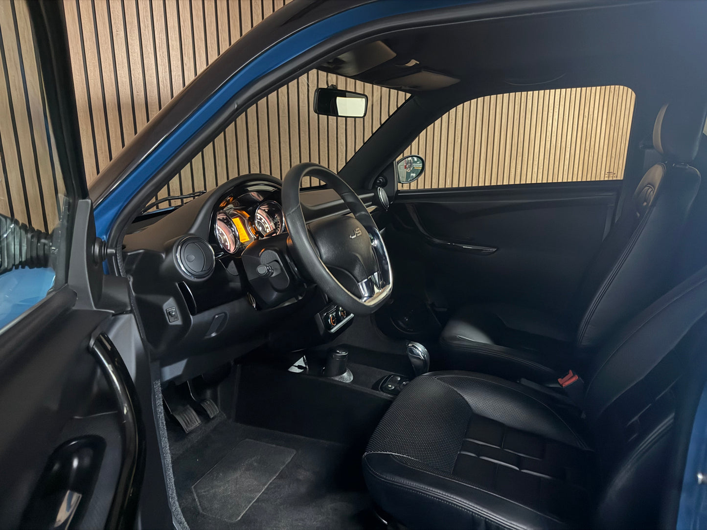 Ligier JS50 Sport Blau | 1. Besitzer | Rückfahrkamera | 8 PS motor | 45 km/h | Innerhalb 250 KM Kostenlose Lieferung | Mopedauto | Leichtmobile