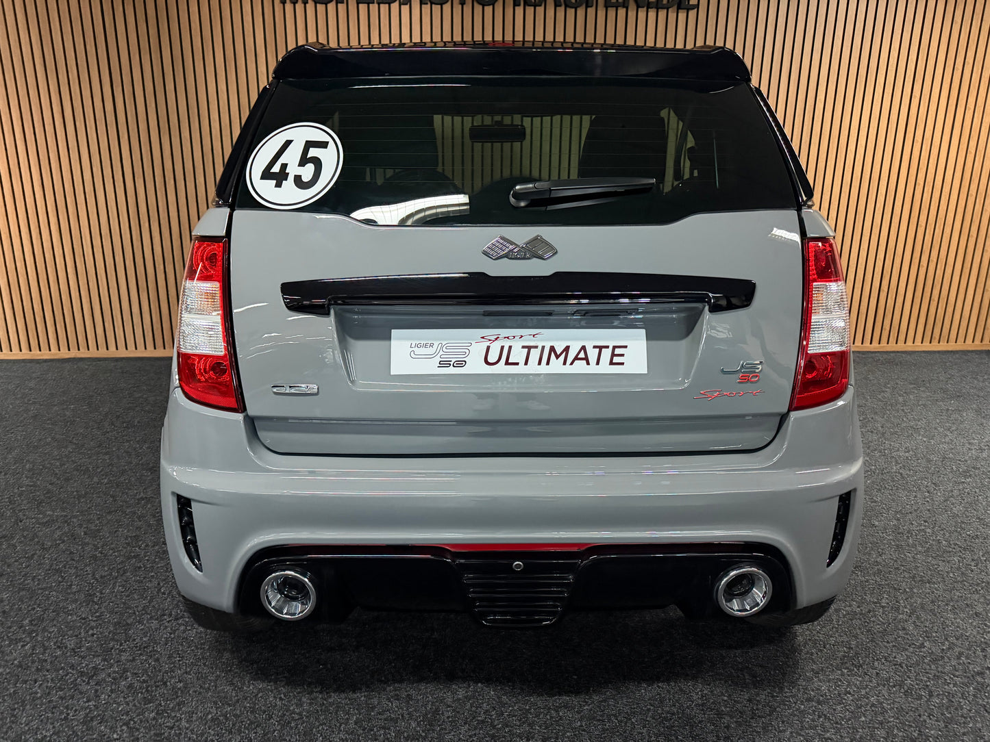 Ligier JS50 Sport Ultimate Nardo Grau | Rückfahrkamera | Servolenkung | 8 PS leiser DCI motor | Apple Carplay / Android | 45 km/h | Innerhalb 250 KM Kostenlose Lieferung | Mopedauto | Leichtmobile
