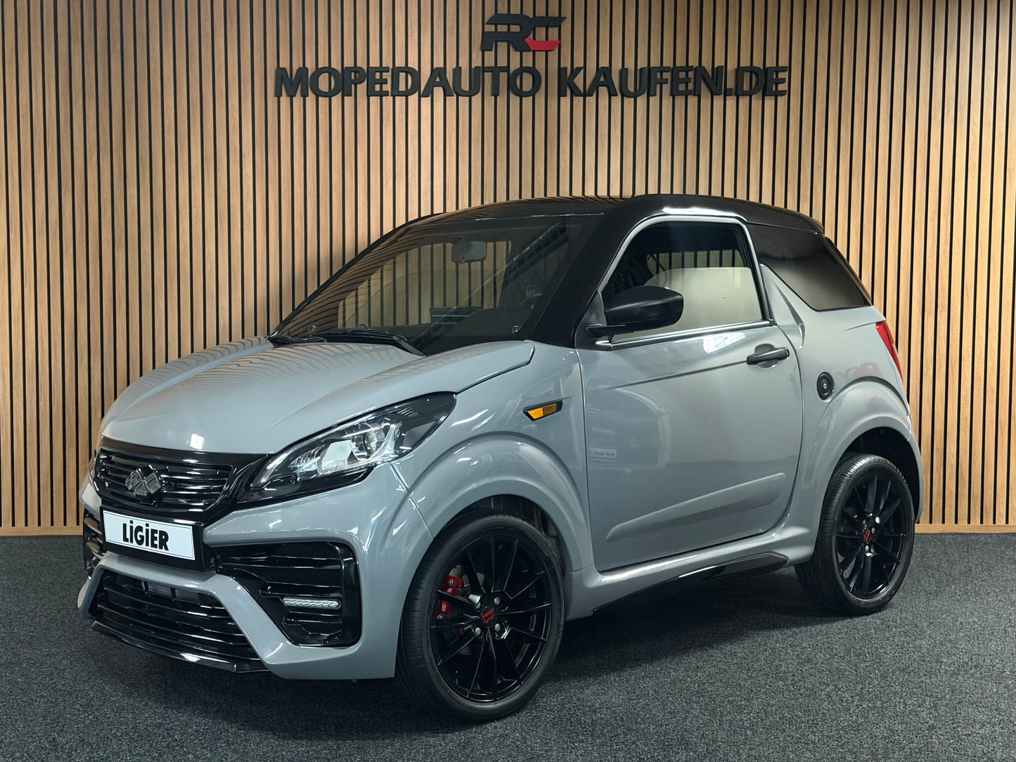 Ligier JS50 Ultimate Sport | Nardo Grau | Facelift | Servo | Ambilight | Rückfahrkamera | 8 PS leiser DCI motor | 45 km/h | Innerhalb 250 KM Kostenlose Lieferung | Mopedauto | Leichtmobile