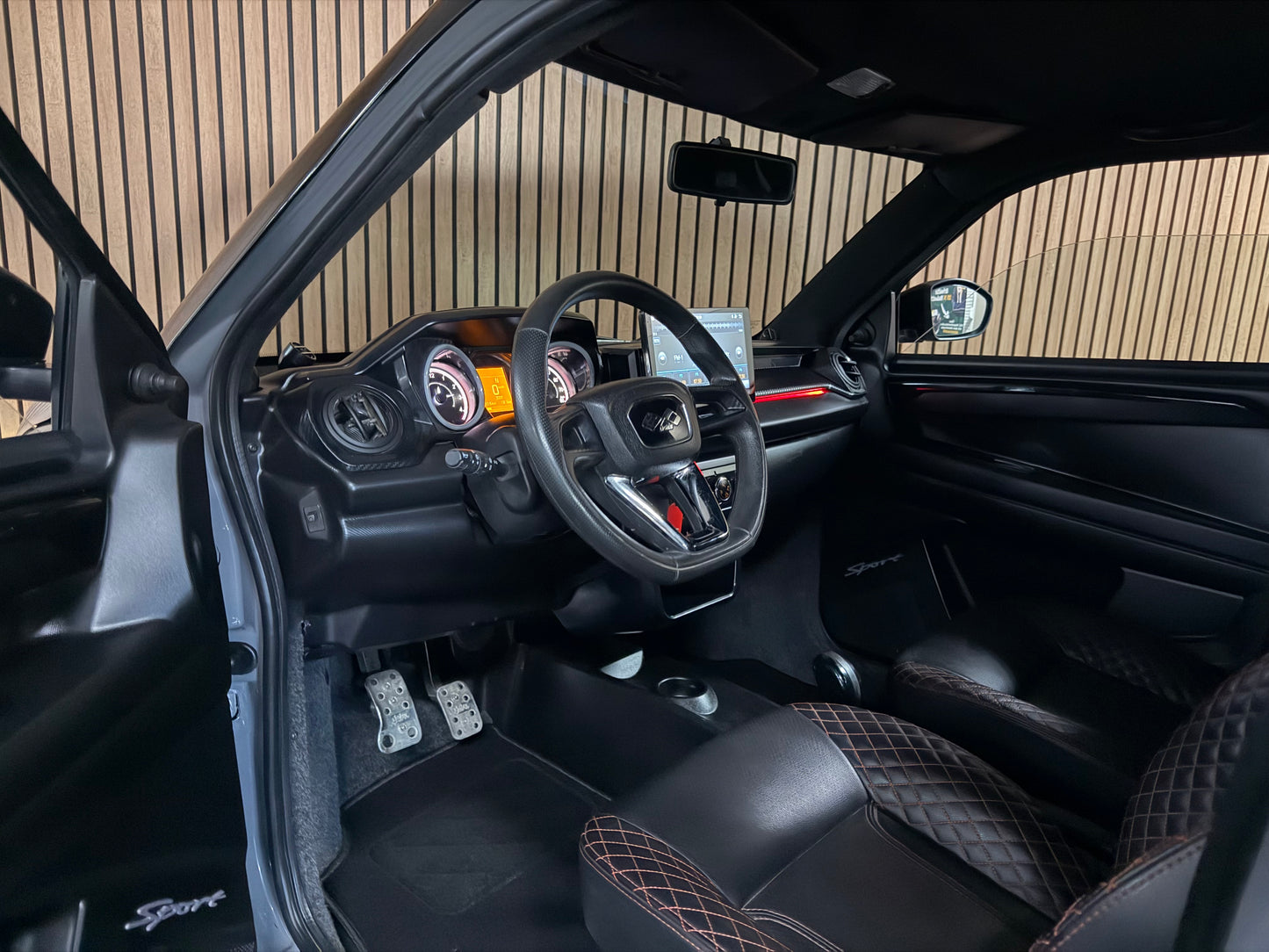 Ligier JS50 Ultimate Sport | Nardo Grau | Facelift | Servo | Ambilight | Rückfahrkamera | 8 PS leiser DCI motor | 45 km/h | Innerhalb 250 KM Kostenlose Lieferung | Mopedauto | Leichtmobile