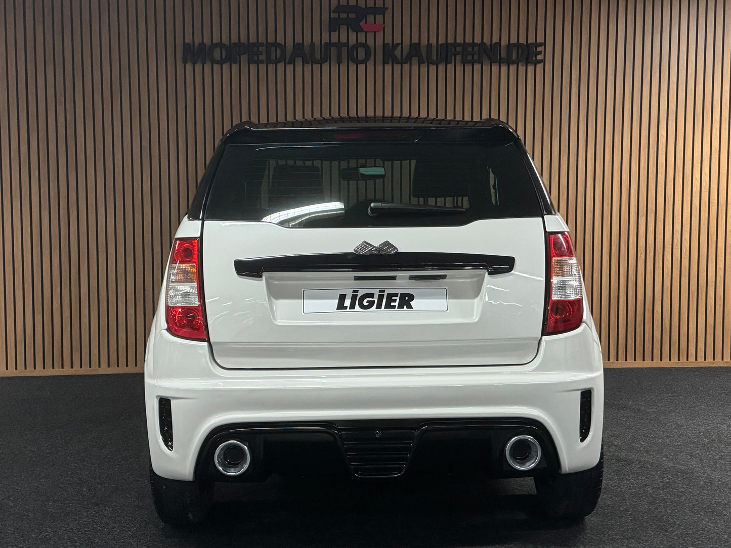 Ligier JS50 Sport | 8 PS Lombardini | 45 km/h | Rückfahrkamera | Innerhalb 250 KM Kostenlose Lieferung | Mopedauto | Leichtmobile