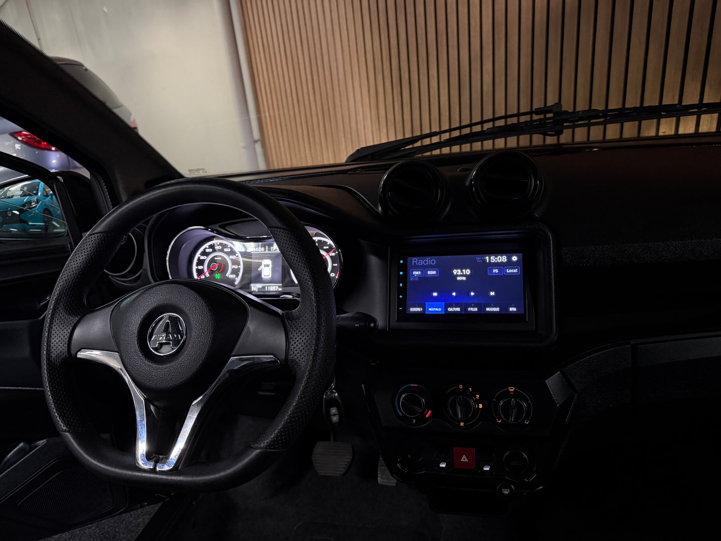Aixam Coupé Sport Black on Black | Apple Carplay/Android | Rückfahrkamera | 8 PS motor | 45 km/h | Innerhalb 250 KM Kostenlose Lieferung | Mopedauto | Leichtmobile