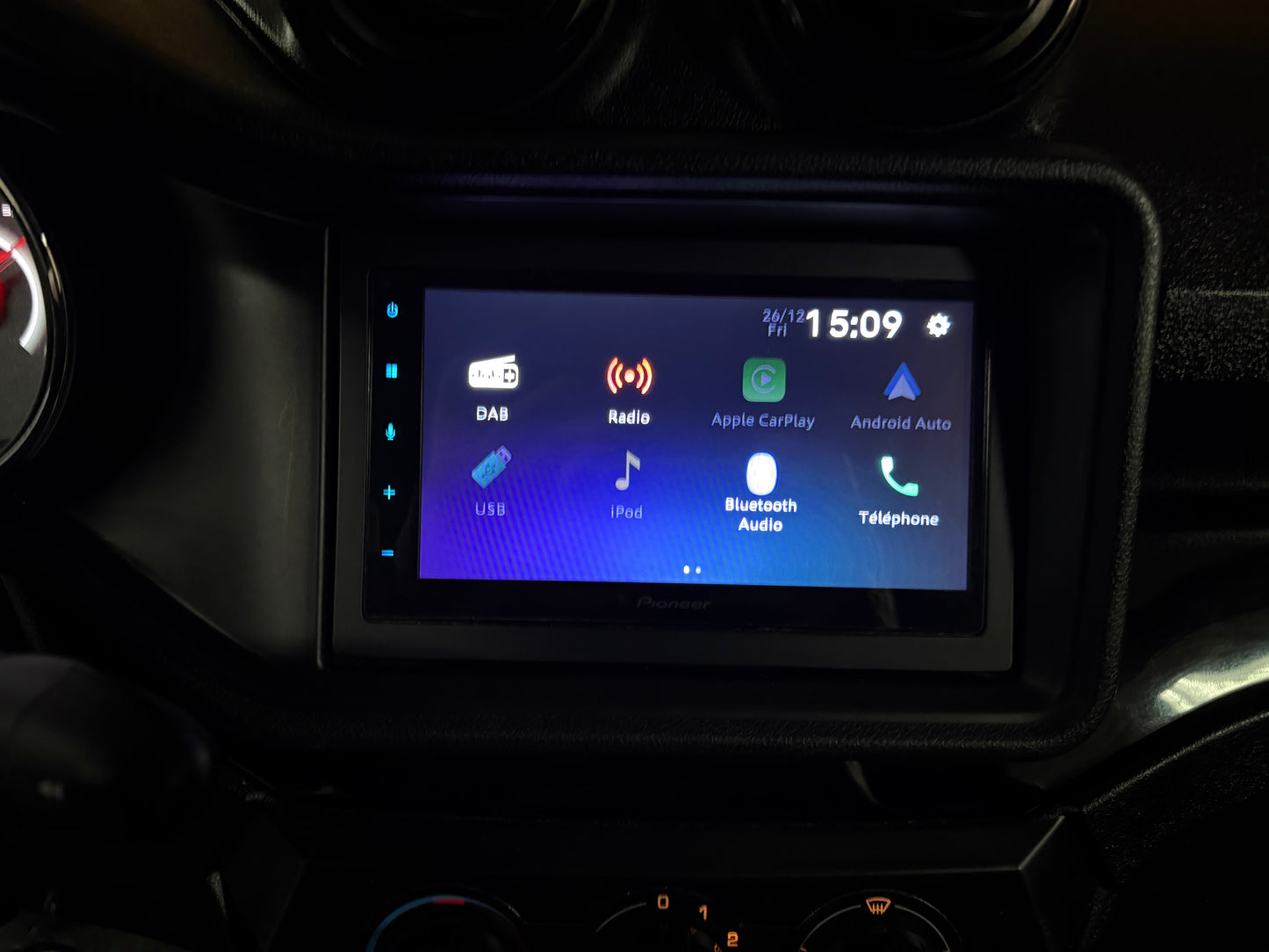 Aixam Coupé Sport Black on Black | Apple Carplay/Android | Rückfahrkamera | 8 PS motor | 45 km/h | Innerhalb 250 KM Kostenlose Lieferung | Mopedauto | Leichtmobile