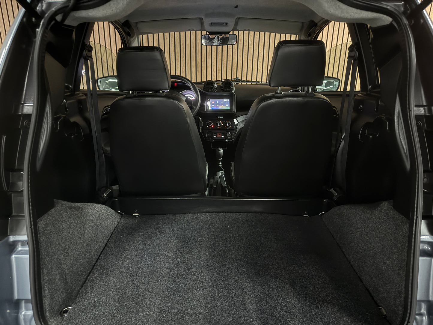 Aixam City Sport Grey | Multi-Media | 8 PS Motor | 45 km/h | Rückfahrkamera | Innerhalb 250 KM Kostenlose Lieferung | Mopedauto | Leichtmobile