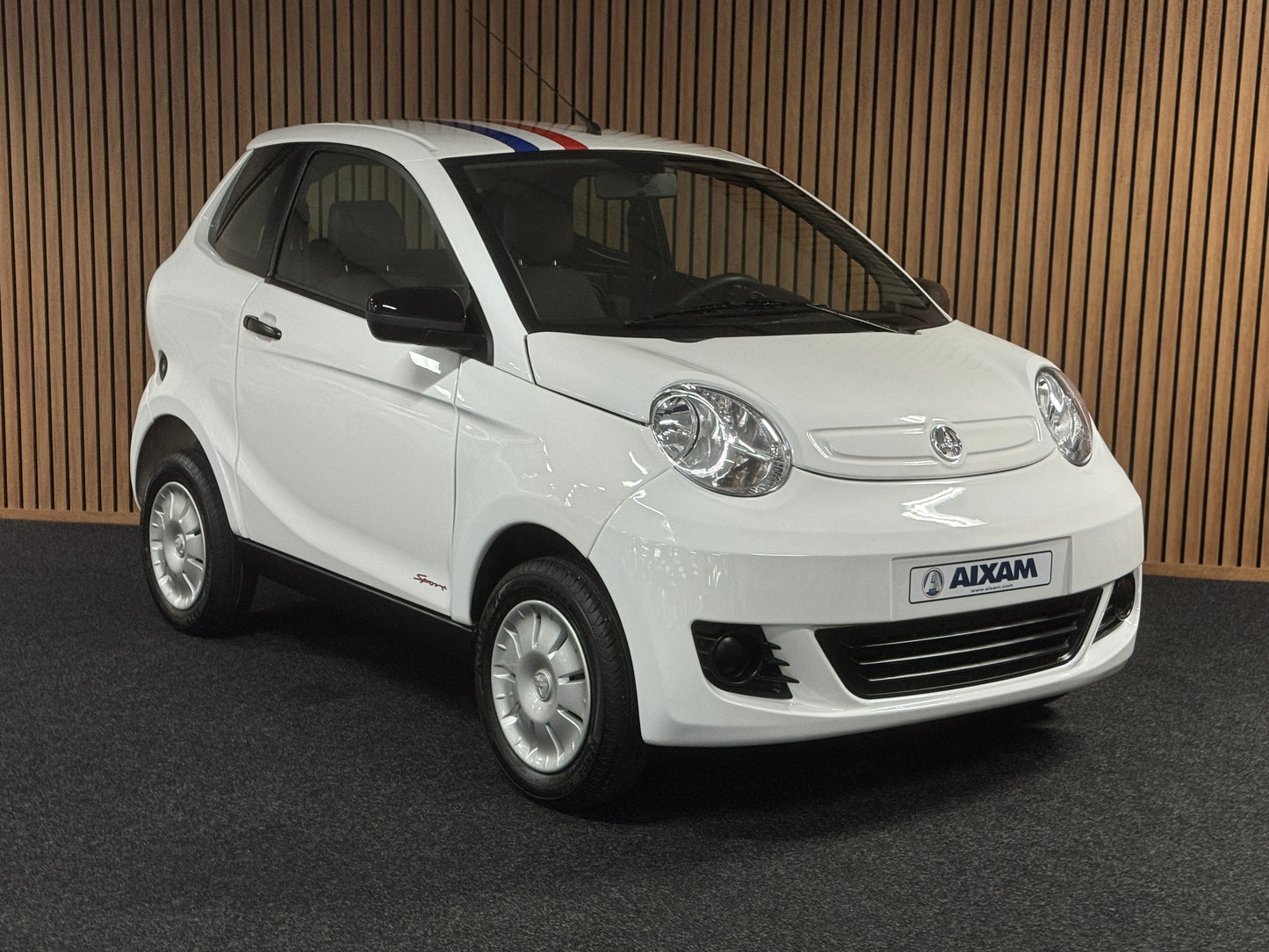 Aixam Minauto Sport 2023 | | 8 PS Motor | 45 km/h | Innerhalb 250 KM Kostenlose Lieferung | Mopedauto | Leichtmobile