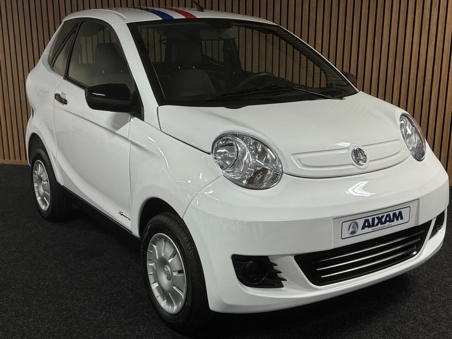 Aixam Minauto Sport 2023 | | 8 PS Motor | 45 km/h | Innerhalb 250 KM Kostenlose Lieferung | Mopedauto | Leichtmobile
