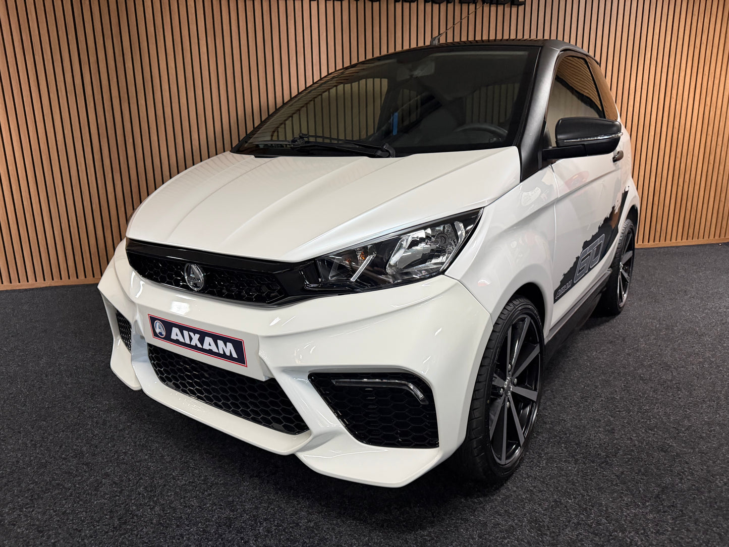 Axiam GTO Sport | Rückfahrkamera | Apple Carplay/Android | 8 PS Kubota Motor | 45 km/h | Innerhalb 250 KM Kostenlose Lieferung | Mopedauto | Leichtmobile