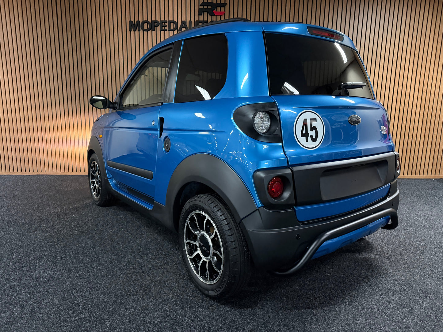 Microcar Mgo Highland X Bullbar | 8 PS leiser DCI Motor | Rückfahrkamera | 45 km/h | Innerhalb 250 KM Kostenlose Lieferung | Mopedauto | Leichtmobile