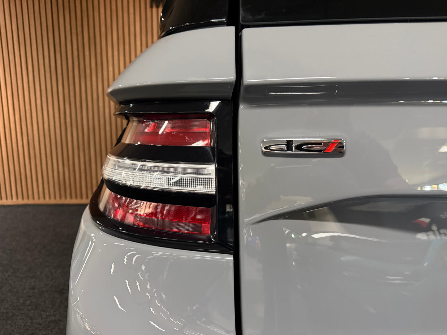 Ligier JS60 Ultimate Sport | 511 KM | FULL OPTION | Servo | KLIMA | 8 PS DCI Motor | Ambilight | Sitzheizung| Apple Carplay | 45 km/h | Innerhalb 250 KM Kostenlose Lieferung | Mopedauto | Leichtmobile