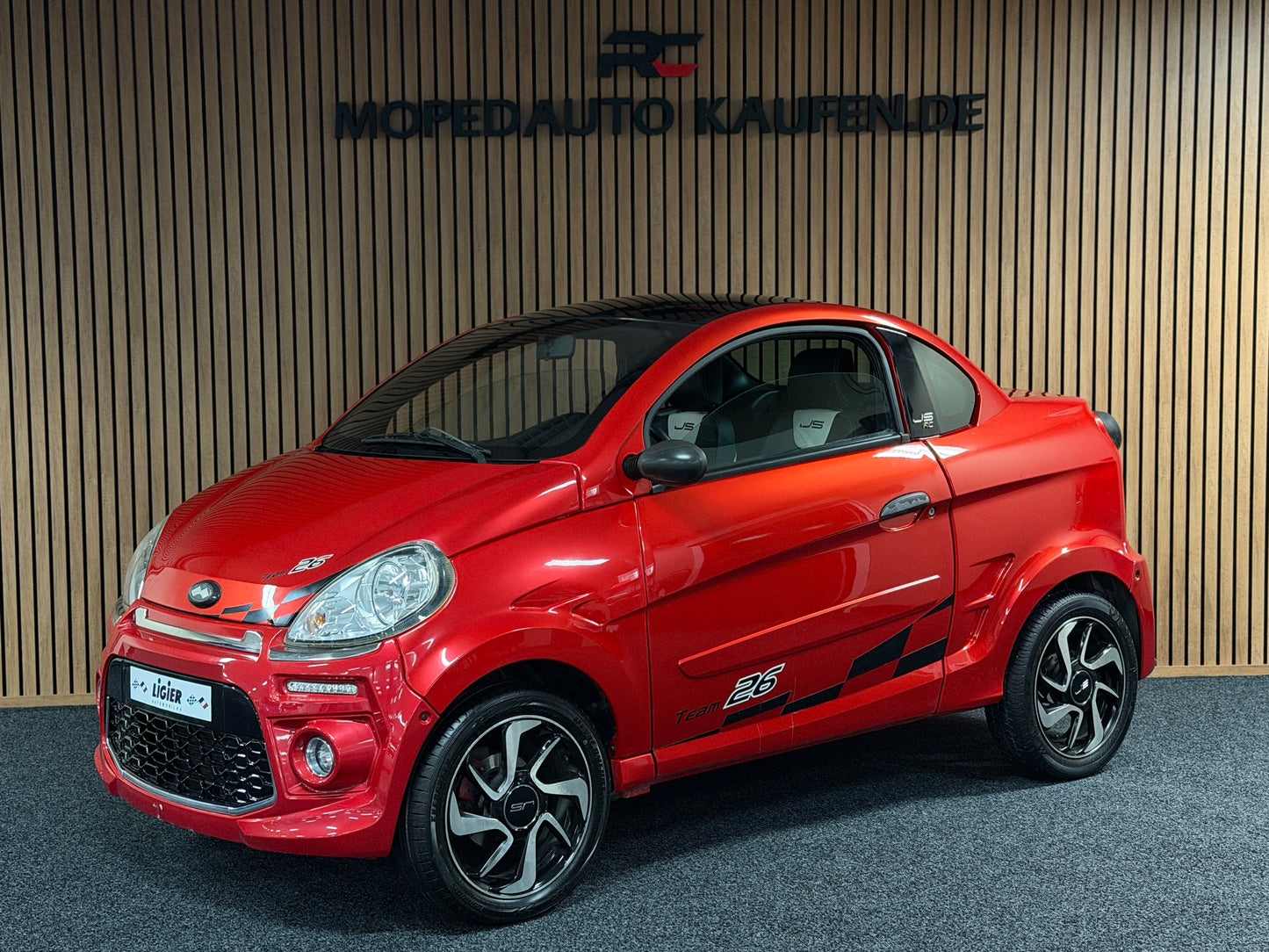 Ligier JSRC Coupé Team 26 Edition| leiser DCI Motor | 45 km/h | Innerhalb 250 KM Kostenlose Lieferung | Mopedauto | Leichtmobile