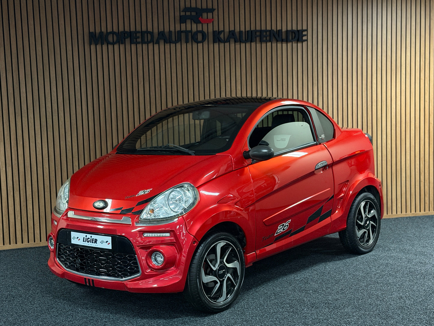 Ligier JSRC Coupé Team 26 Edition| leiser DCI Motor | 45 km/h | Innerhalb 250 KM Kostenlose Lieferung | Mopedauto | Leichtmobile