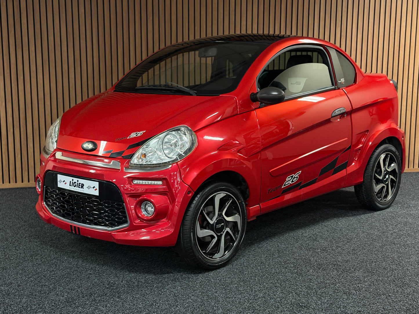 Ligier JSRC Coupé Team 26 Edition| leiser DCI Motor | 45 km/h | Innerhalb 250 KM Kostenlose Lieferung | Mopedauto | Leichtmobile