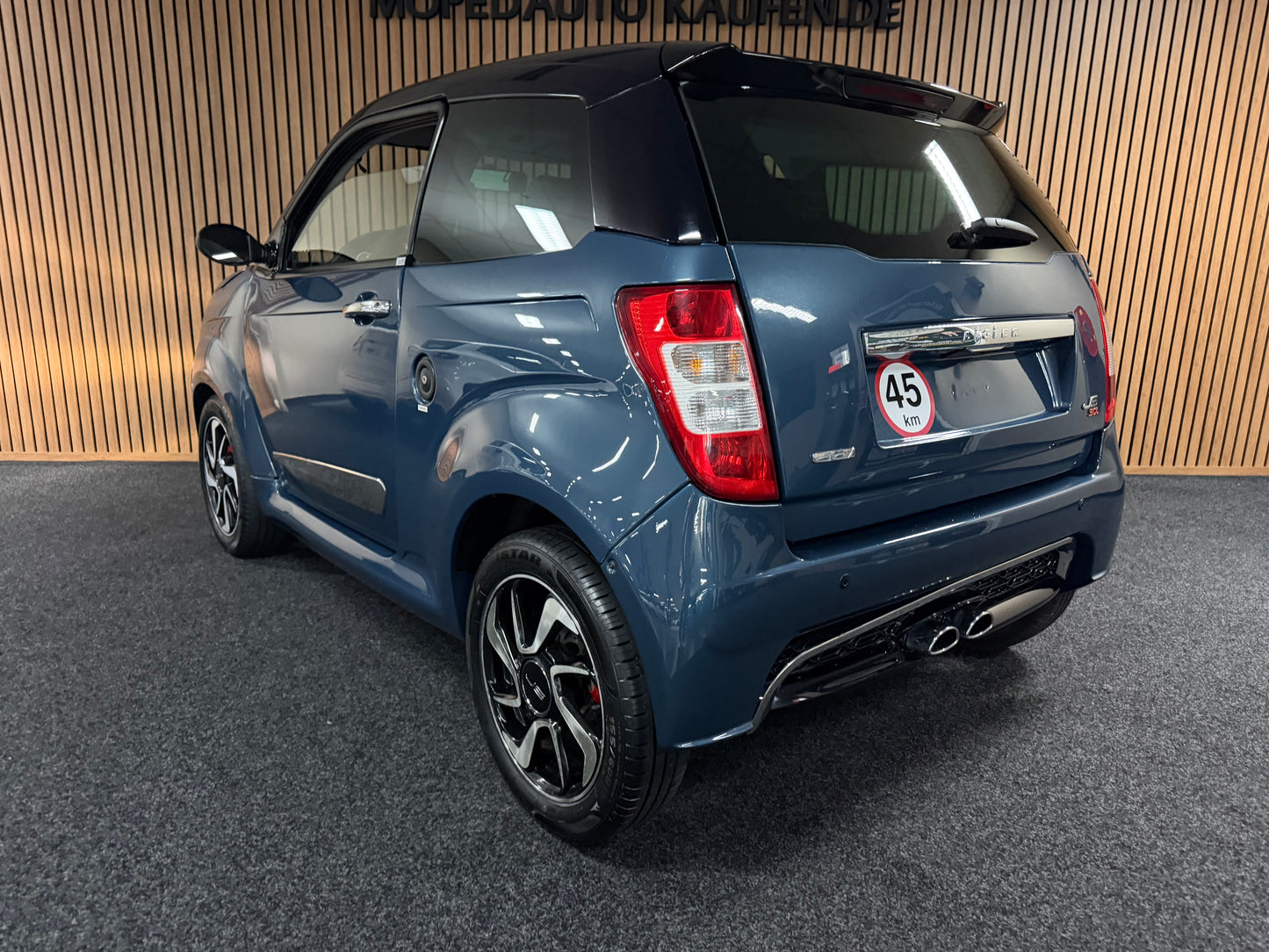 Ligier JS50 Blueline | Gepflegt | leiser DCI Motor | 45 km/h | Innerhalb 250 KM Kostenlose Lieferung | Mopedauto | Leichtmobile