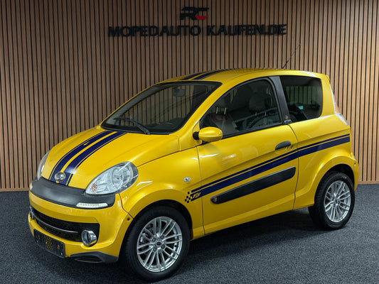 Microcar M.GO F8 Sport Gold | leiser DCI Motor | 45 km/h | Innerhalb 250 KM Kostenlose Lieferung | Mopedauto | Leichtmobile