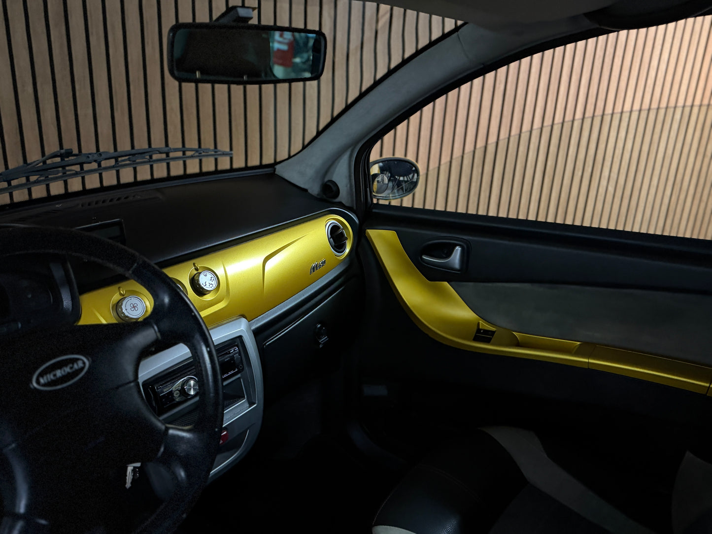 Microcar M.GO F8 Sport Gold | leiser DCI Motor | 45 km/h | Innerhalb 250 KM Kostenlose Lieferung | Mopedauto | Leichtmobile