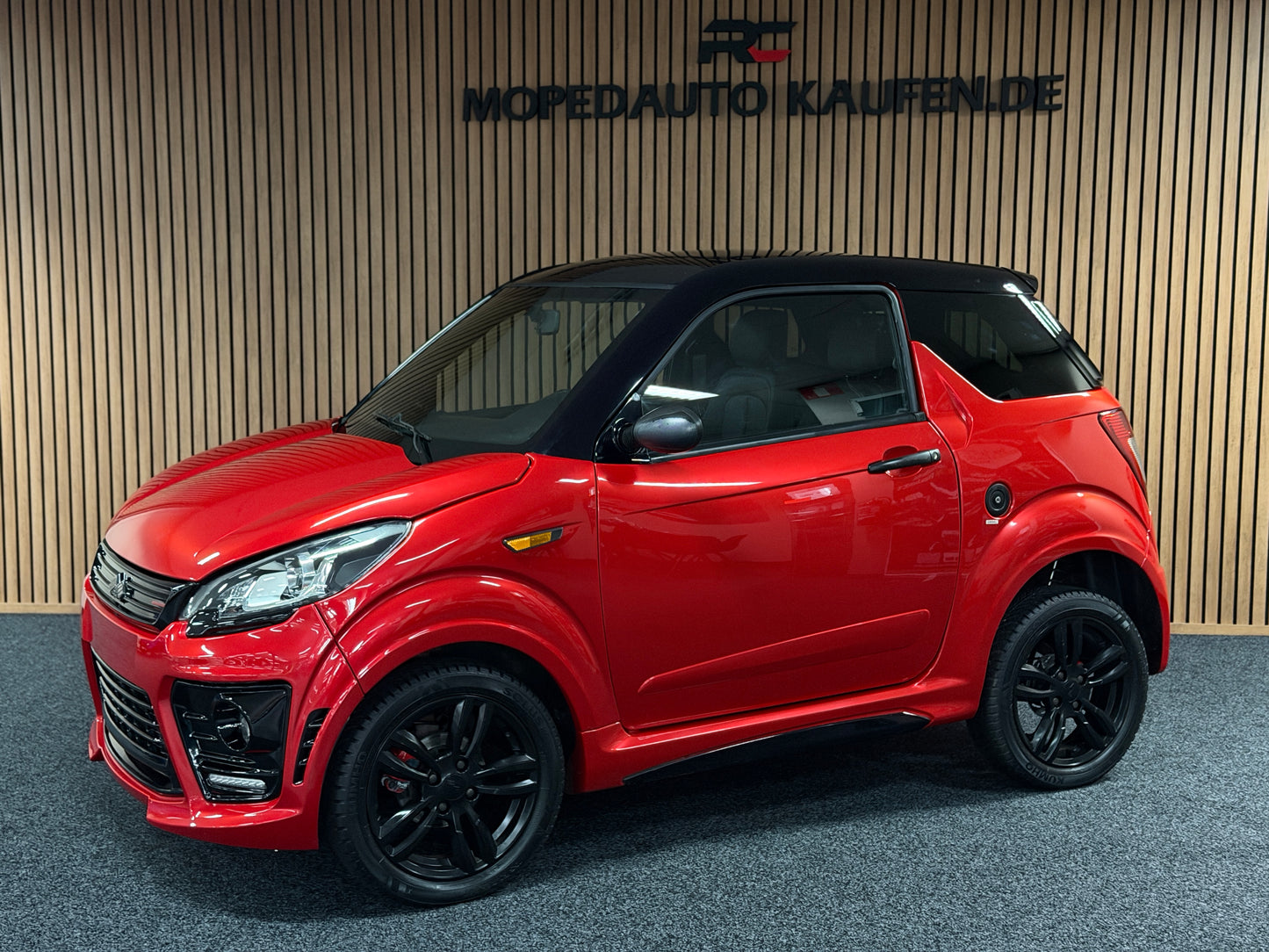 Ligier JS50 Sport | 8 PS DCI Leiser Motor | 45 km/h | Rückfahrkamera | Innerhalb 250 KM Kostenlose Lieferung | Mopedauto | Leichtmobile