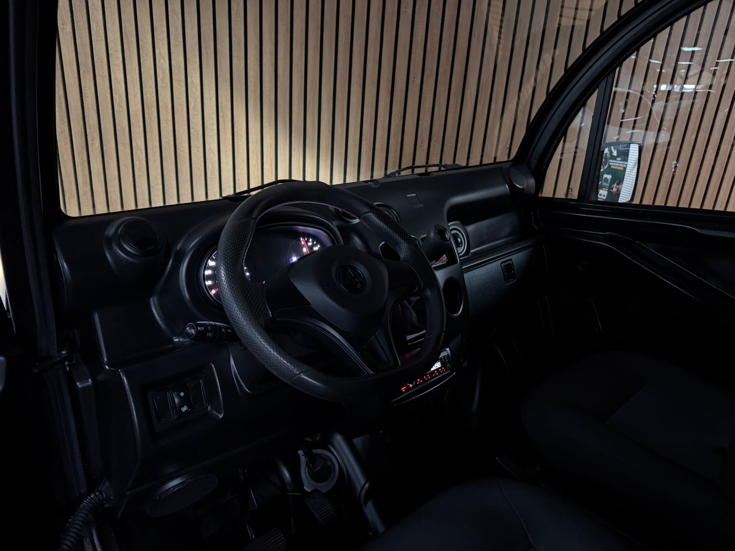 Aixam D-truck Kastenwagen 2023 | 8 PS Motor | 45 km/h | Innerhalb 250 KM Kostenlose Lieferung | Mopedauto | Leichtmobile
