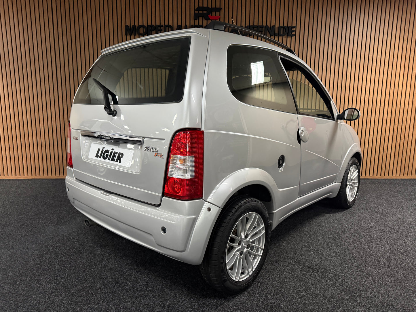 Ligier X-Too R Sport | leiser DCI Motor | 45 km/h | Innerhalb 250 KM Kostenlose Lieferung | Mopedauto | Leichtmobile
