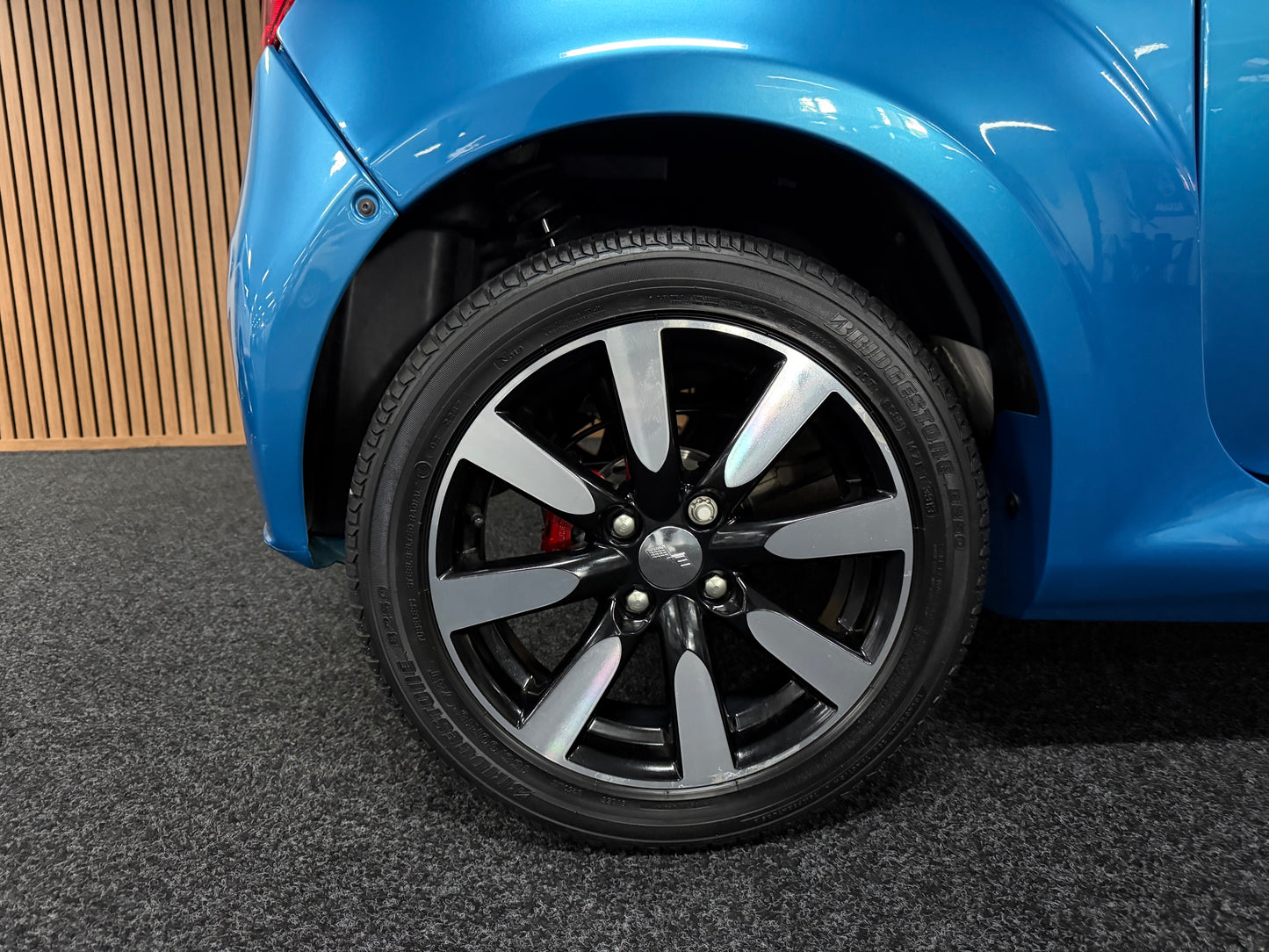 Ligier JS50 Blueline | Chrome Edition | leiser DCI Motor | 45 km/h | Innerhalb 250 KM Kostenlose Lieferung | Mopedauto | Leichtmobile