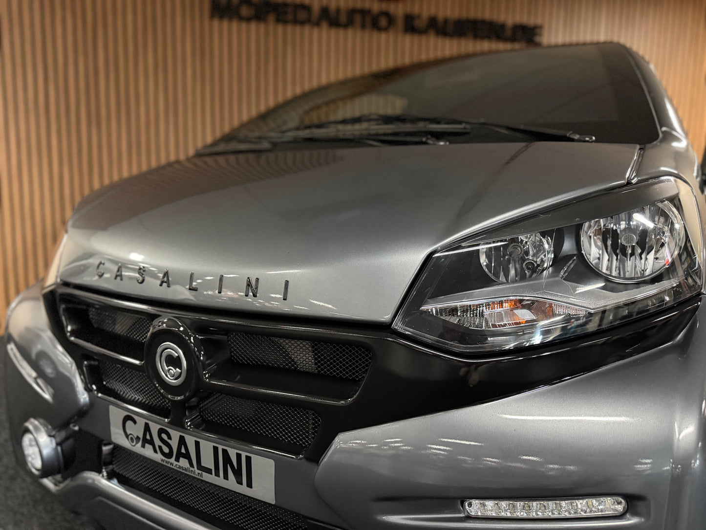 Casalini M20 GrandeSport 550 | 8 PS leiser DCI Motor | Automatische Lichtsteuerung / Regensensor | 45 km/h | Innerhalb 250 KM Kostenlose Lieferung | Mopedauto | Leichtmobile